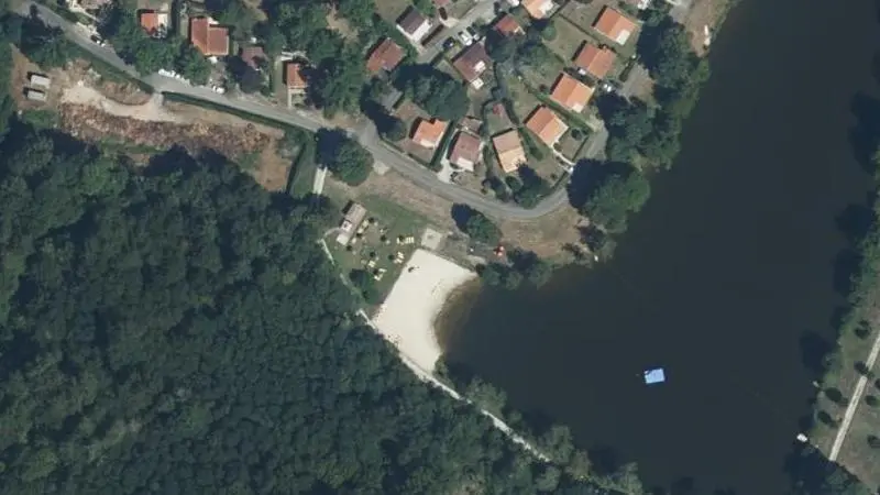 Vue aérienne : Village le Chat