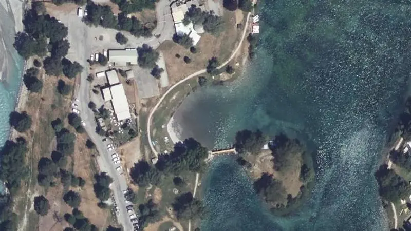 Vue aérienne : Plage Plan d'eau des Iscles - Cote Durance