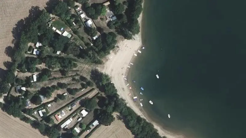 Vue aérienne : Plage du lac de Pareloup