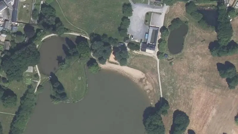 Vue aérienne : Plan d'eau de Combree