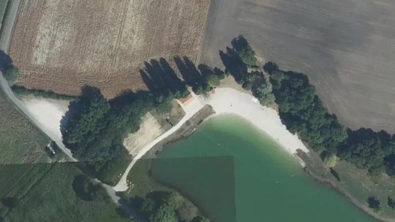 Vue aérienne : Baignade de Point Folle