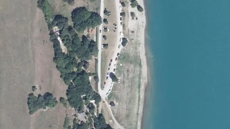 Vue aérienne : Plage du lac de Monteynard-Avignonet