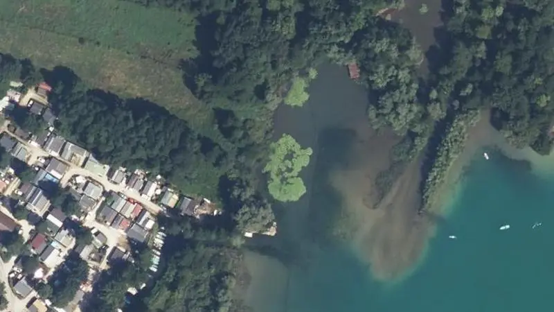 Vue aérienne : Plage du Camping de l'Ambroisiere