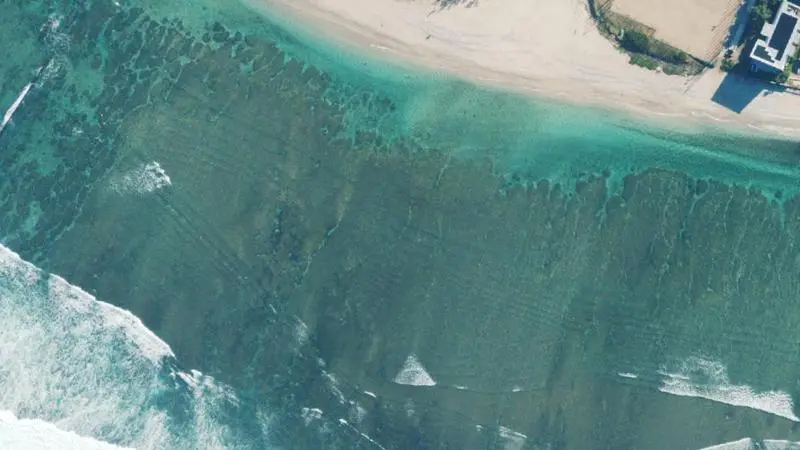 Vue aérienne : Plage de la Ravine Blanche