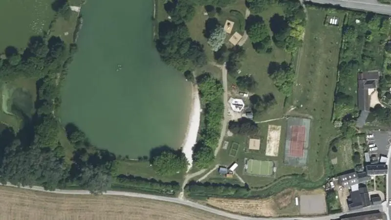 Vue aérienne : Plan d'eau de Grezille