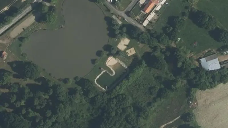Vue aérienne : Plan d'eau de St Paul-Du-Bois