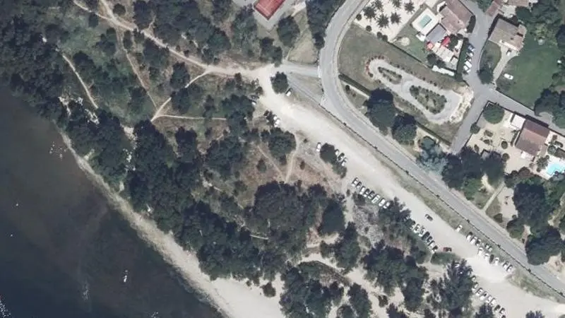 Vue aérienne : L'Ardeche a la Plage du Grain de Sel