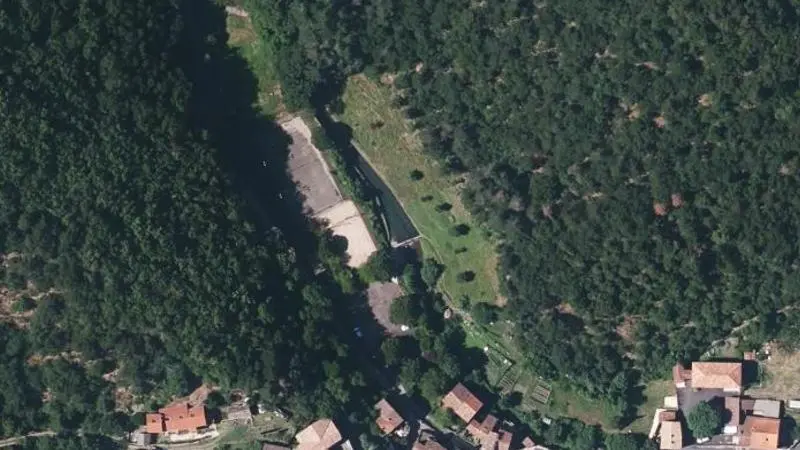 Vue aérienne : Piscine naturelle de Castanet