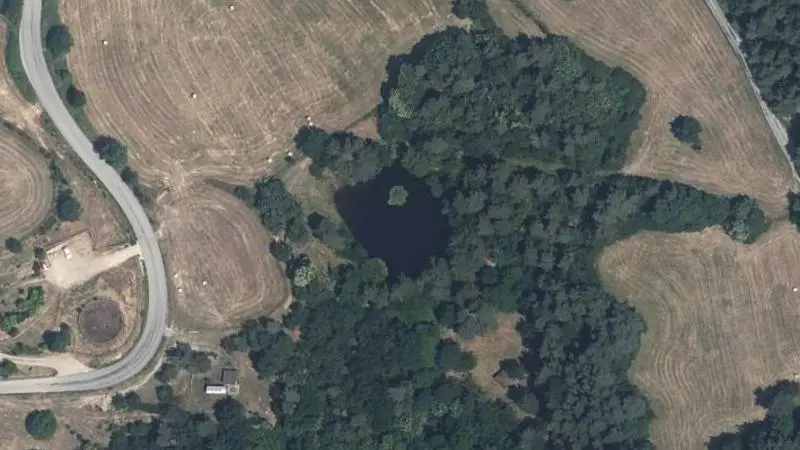 Vue aérienne : Baignade du ruisseau de Doulet