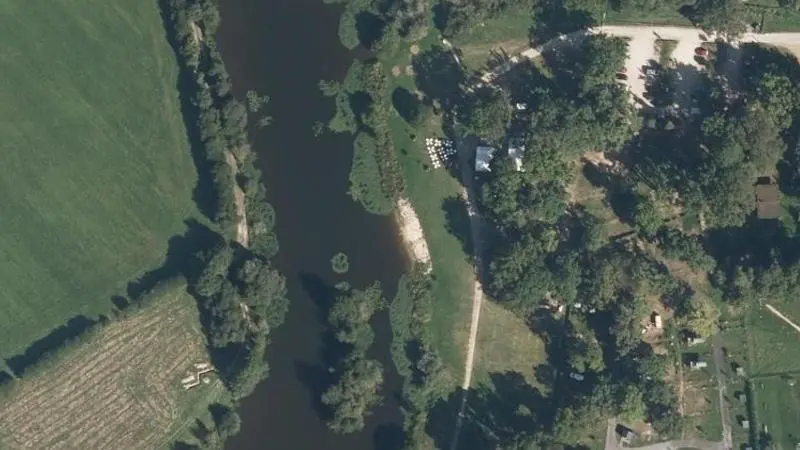 Vue aérienne : L'Ile aux Pies