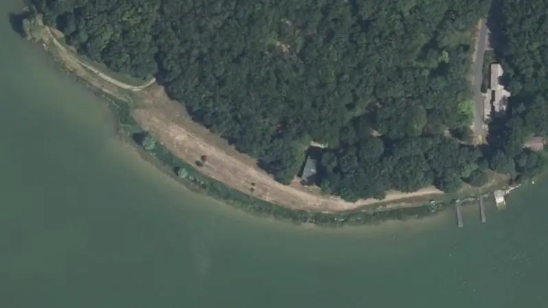 Vue aérienne : Baignade de l'étang de Fleix