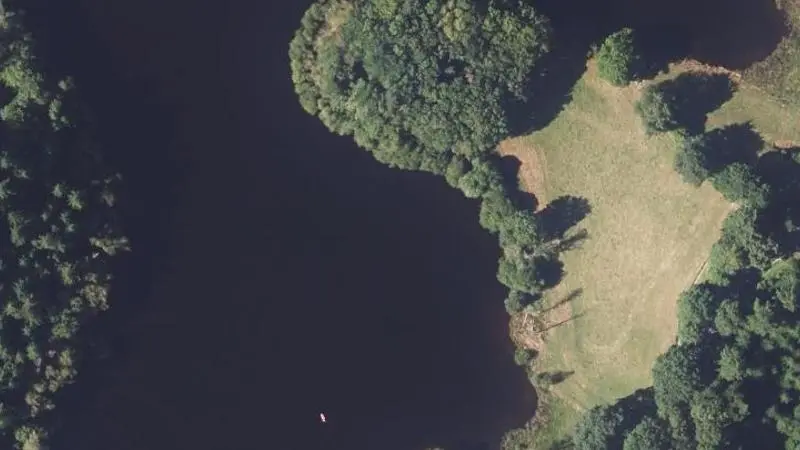 Vue aérienne : Plage du lac de Vassivière