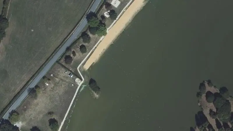 Vue aérienne : Baignade de la Chesnaie