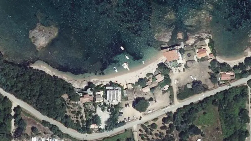Vue aérienne : Plage Orcino