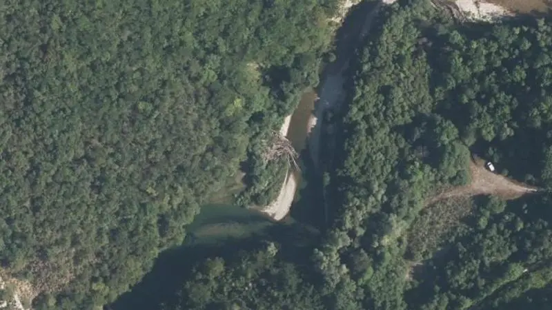 Vue aérienne : Plage de la Valserine