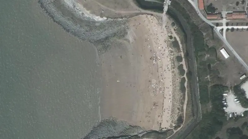 Vue aérienne : Plage de l'Anse de la Croix