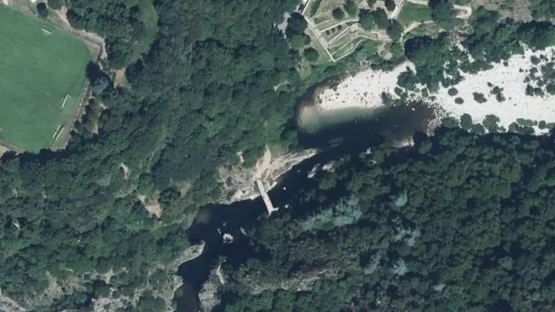 Vue aérienne : L'Ardeche au Pont du Diable