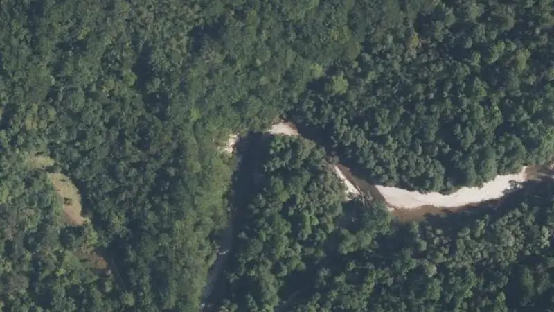 Vue aérienne : Plage de la Valserine