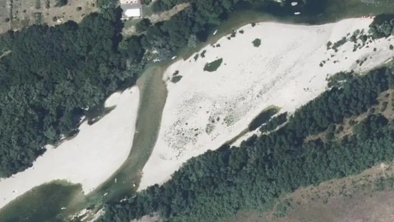 Vue aérienne : Plage du Gardon