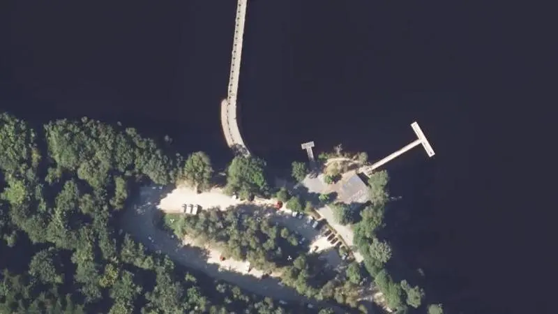 Vue aérienne : Plage du lac de Vassivière