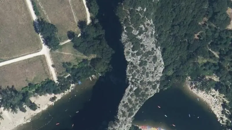 Vue aérienne : L'Ardeche Aval Pont d'Arc