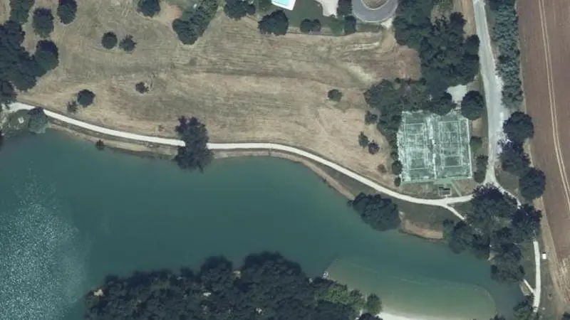 Vue aérienne : Baignade Amenagee de Caraman