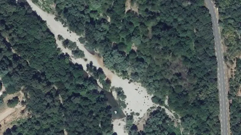 Vue aérienne : Plage du Gardon d'Alès