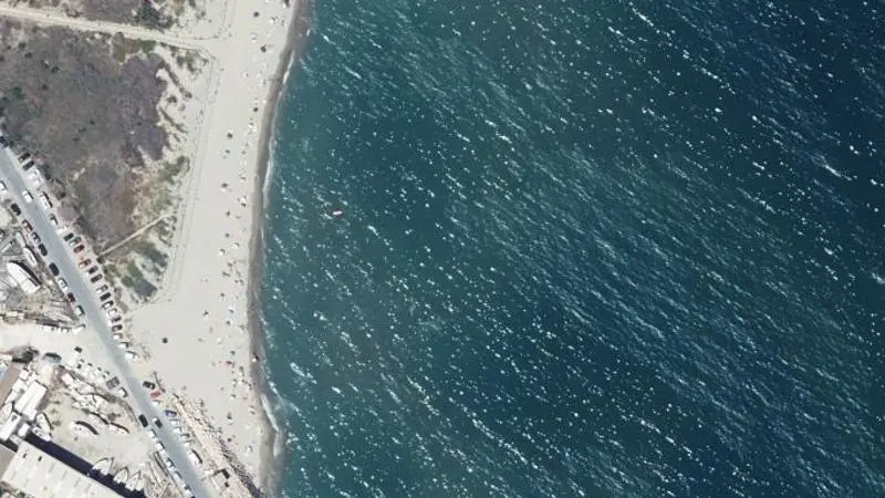 Vue aérienne : Plage du Sardinal (port-Gcu)