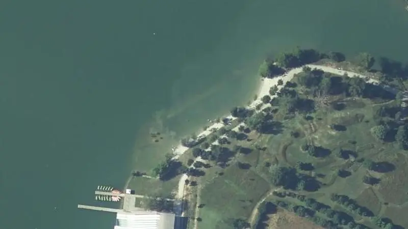 Vue aérienne : Baignade Lac de la Thesauque