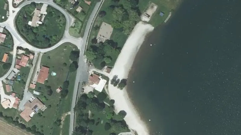 Vue aérienne : Base de loisirs du lac