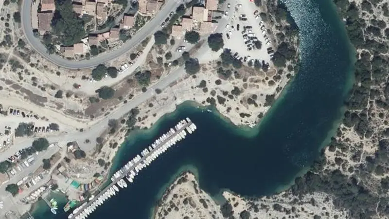 Vue aérienne : Plage du lac d'Esparron