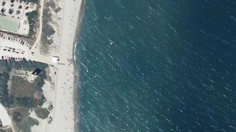 Vue aérienne : Plage du Sardinal (poste Secours)