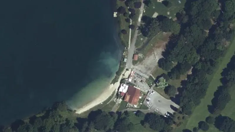 Vue aérienne : Baignade Amenagee de Montrejeau
