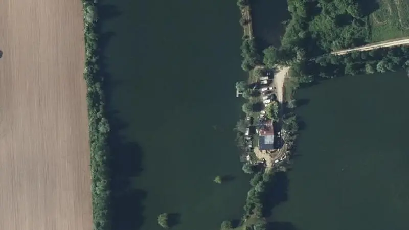 Vue aérienne : Etang (plan d'Eau)