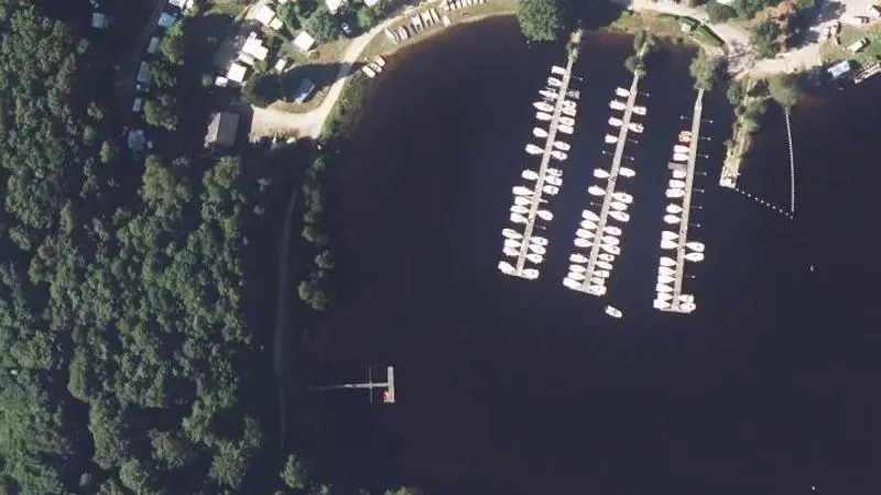Vue aérienne : Plage du lac de Vassivière