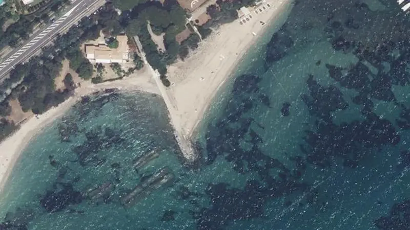 Vue aérienne : Plage de Beauvallon