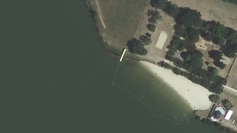 Vue aérienne : Plage Publique de Marcon