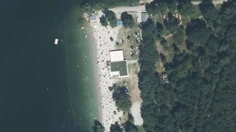 Vue aérienne : Baignade la Hardt Brumath