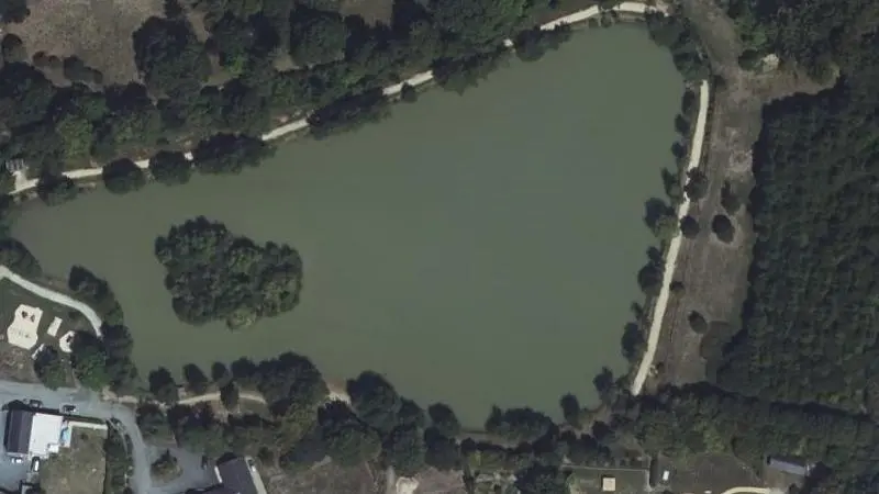 Vue aérienne : Baignade de Bouère