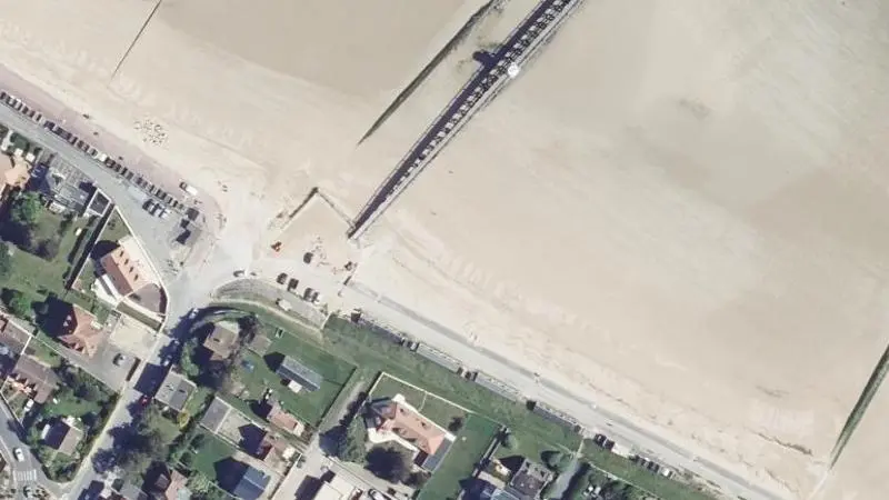 Vue aérienne : Digue Est