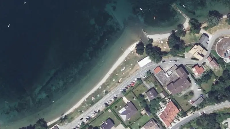 Vue aérienne : Anthy Champ de l'eau