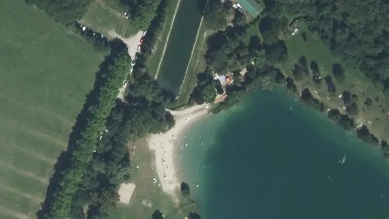Vue aérienne : Baignade Municipale Husacker Huttenheim
