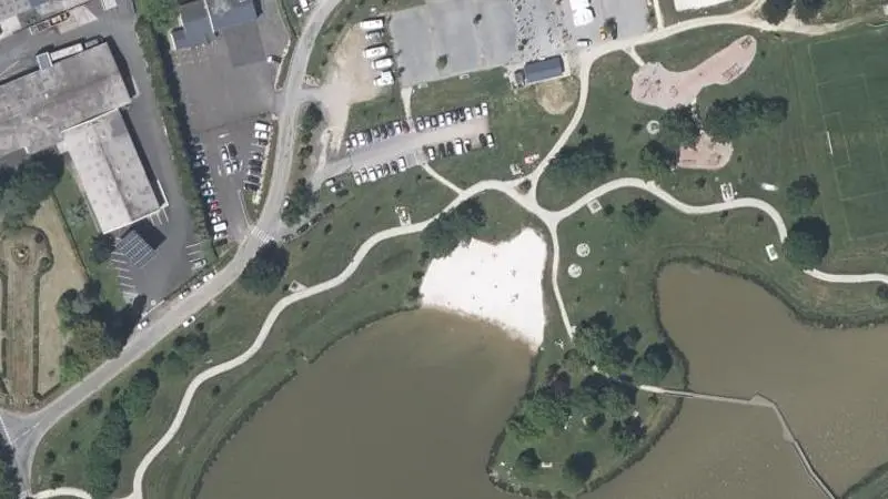 Vue aérienne : Plan d'eau du Pont Cornouaille