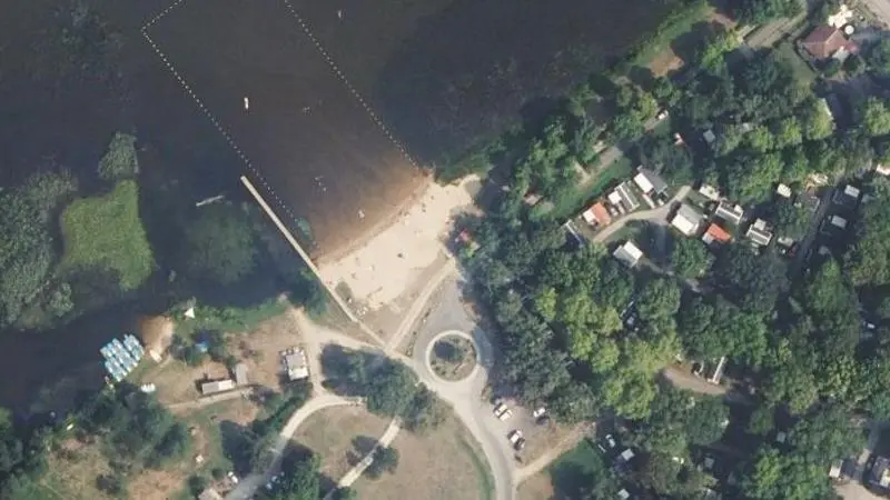 Vue aérienne : Plage du lac d'Aureilhan