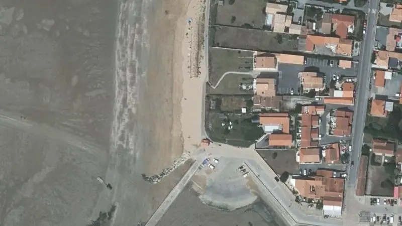 Vue aérienne : Plage des Boucholeurs