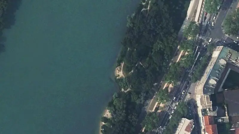 Vue aérienne : Baignade du Rhône