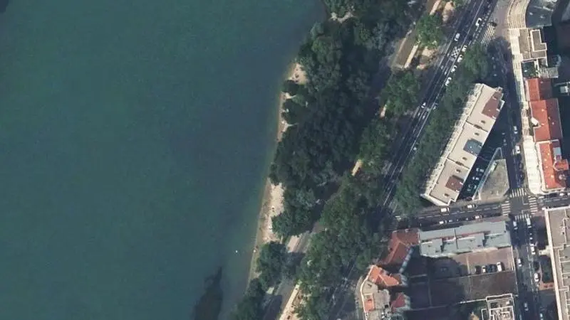 Vue aérienne : Baignade du Rhône
