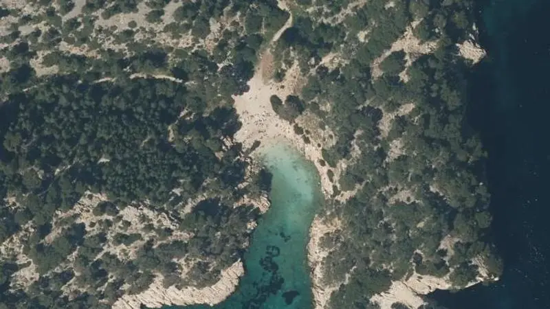 Vue aérienne : Port Pin