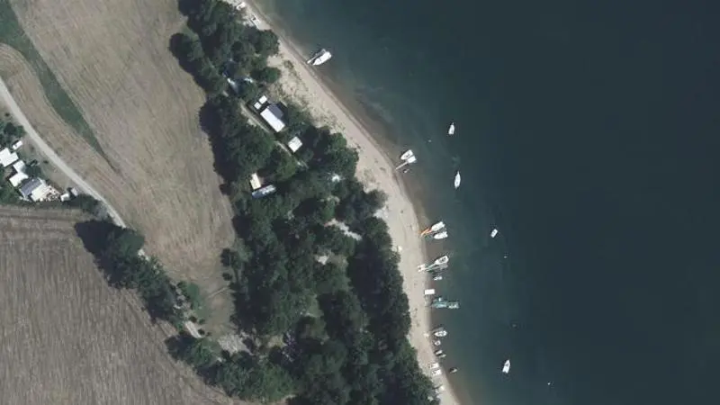 Vue aérienne : Plage du lac de Pareloup