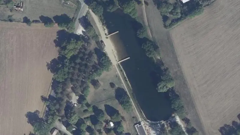 Vue aérienne : Ruisseau des Bruyeres (vers Camping)